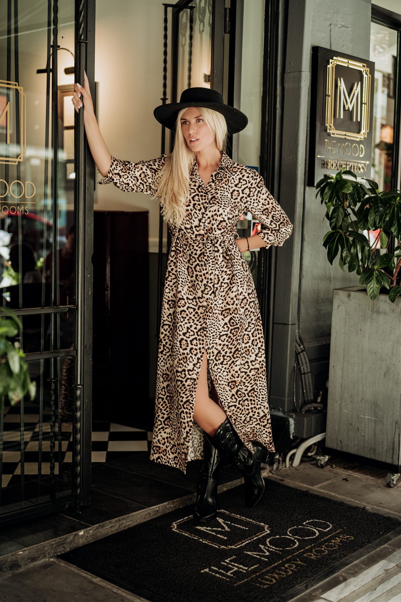 Φόρεμα maxi animal printed σεμιζιέ